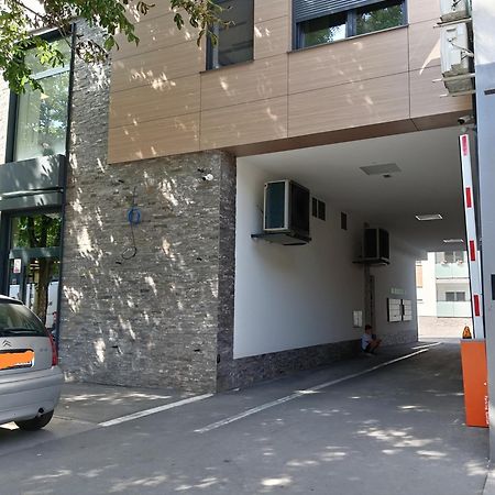 Tera Apartment Zemun 베오그라드 외부 사진