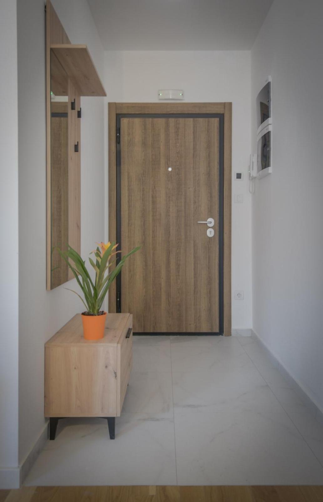 Tera Apartment Zemun 베오그라드 외부 사진